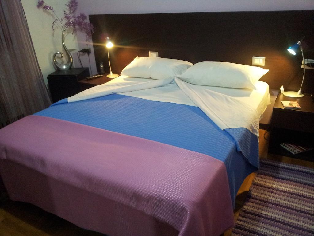 Bed and Breakfast BbMediolan Pokój zdjęcie