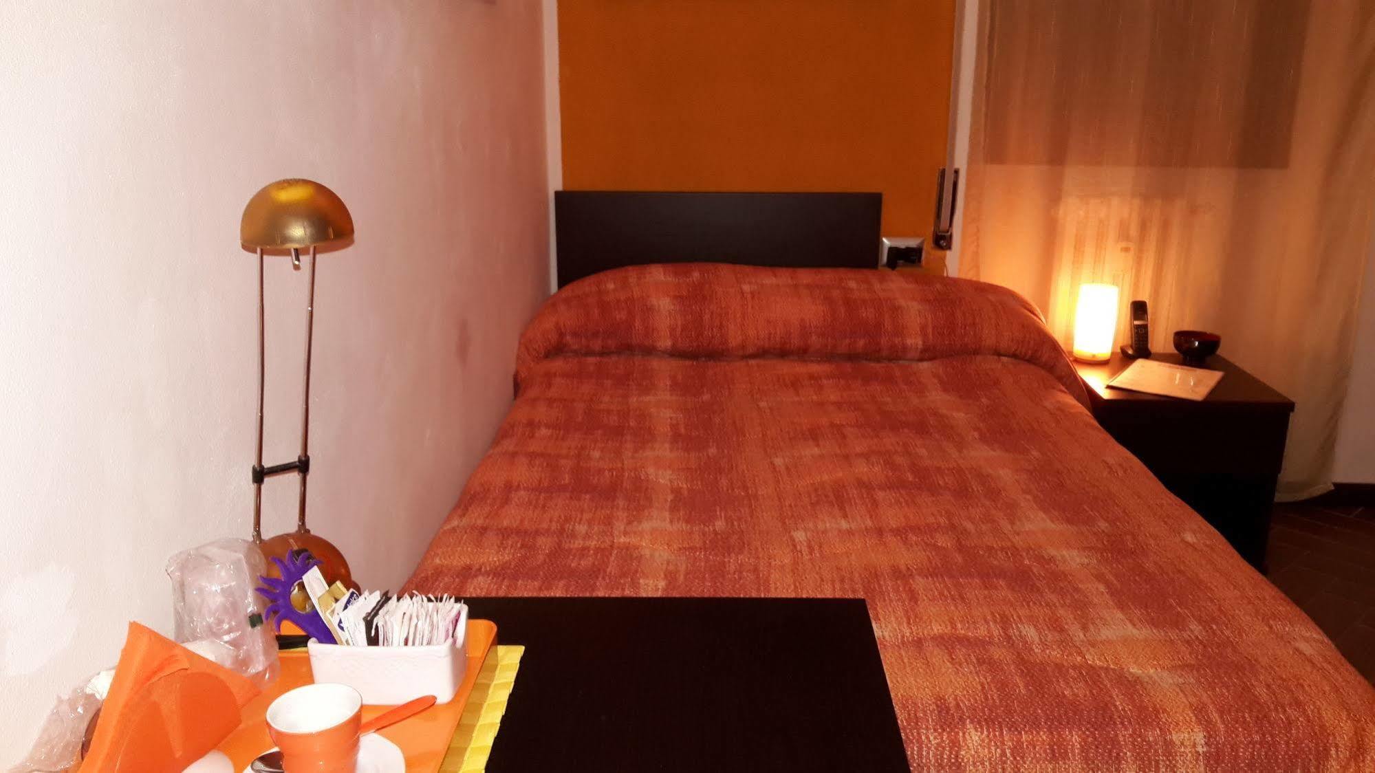 Bed and Breakfast BbMediolan Zewnętrze zdjęcie